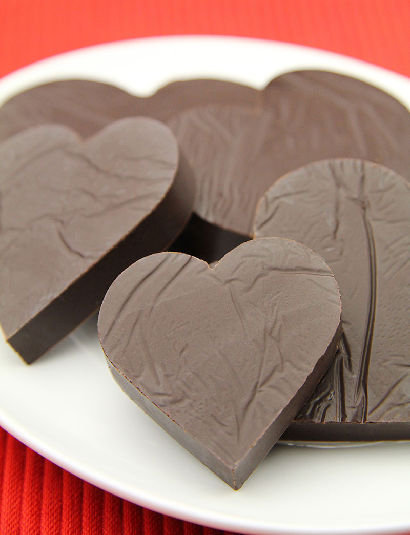 BBQ Chocolate Fondue Hearts 2 – Mortimer Chocolate Company - The Artisan Food Trail