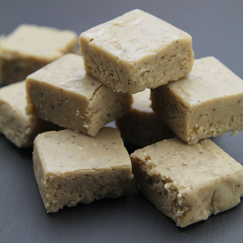 Hibiscus Lily Spicy Fudge – Chai Latte Fudge - The Artisan Food Trail