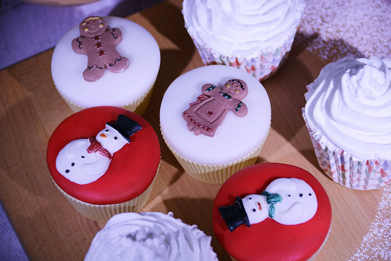 Simply Toppers Christmas cake decorations 1 – The Artisan Food Trail