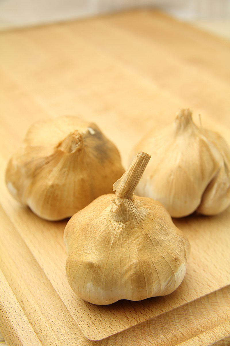 Roasted Smoked Garlic recipe 2 – The Artisan Food Trail