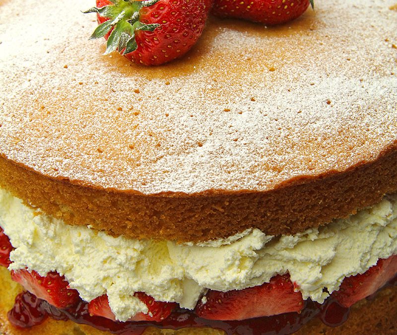 Strawberries and Cream Sponge